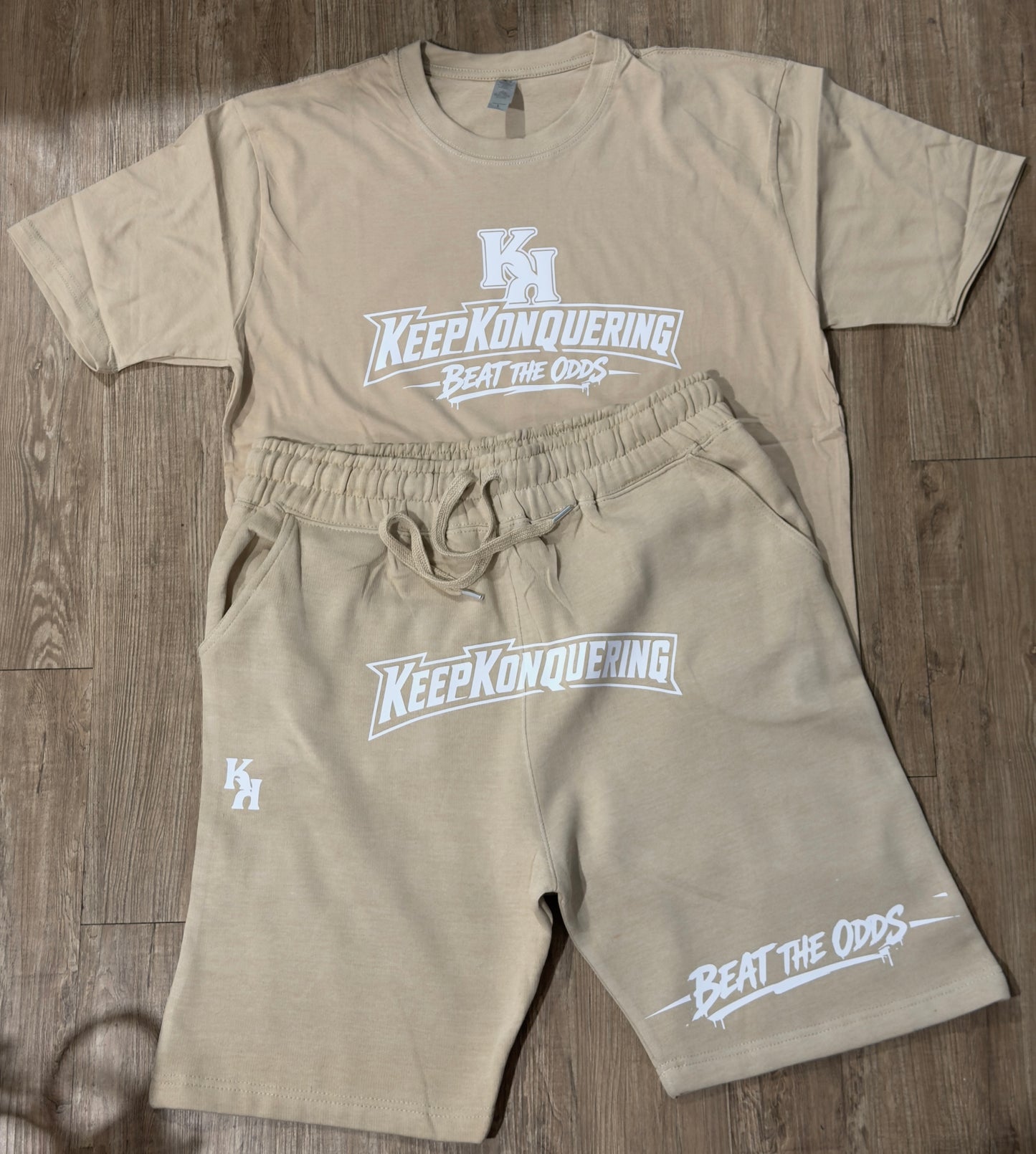 KeepKonQuering Men’s Set